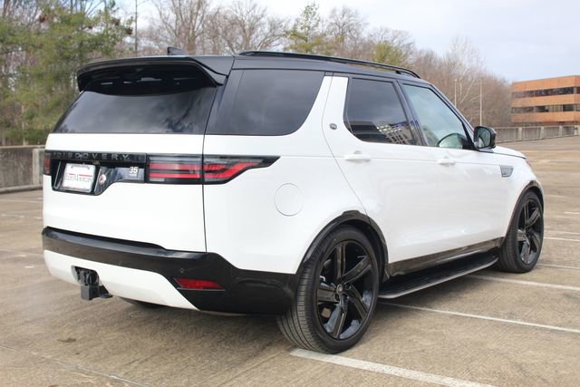 Used 2025 Land Rover Discovery Dynamic SE image 2