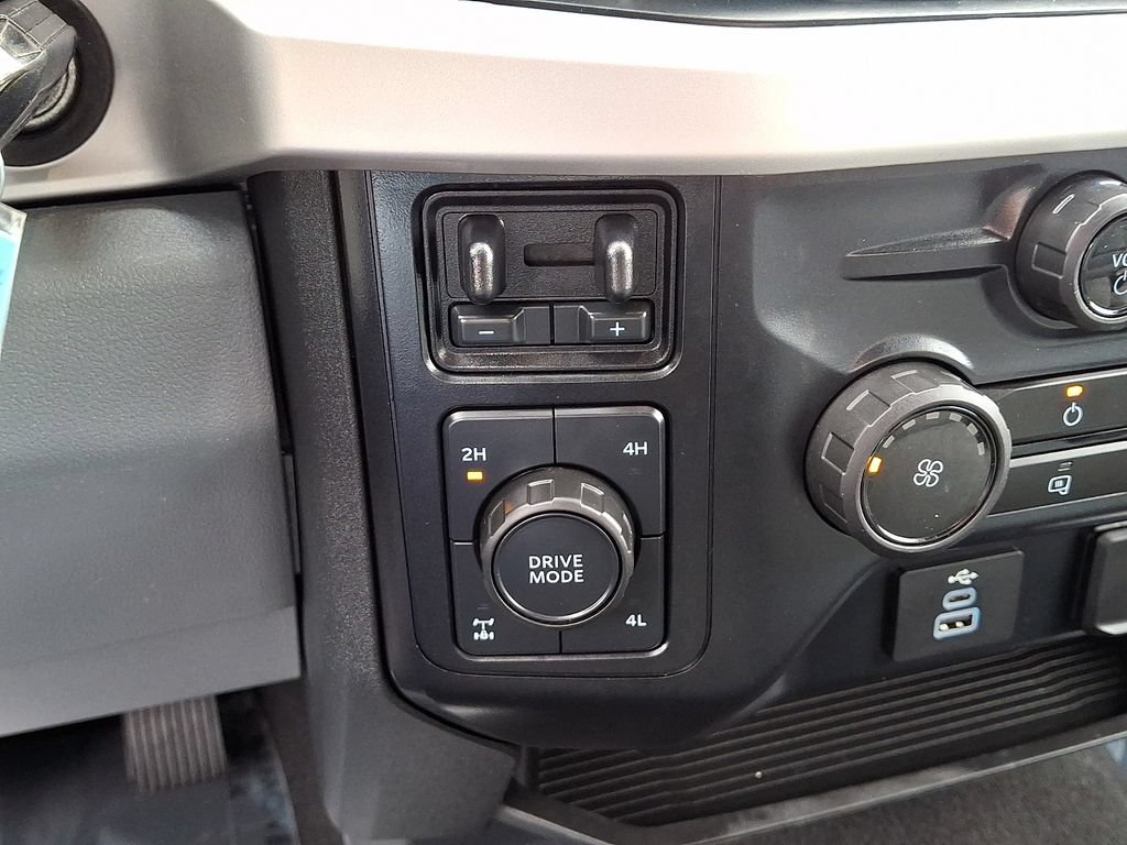 Used 2024 Ford F250 XLT AWD/4WD image 23