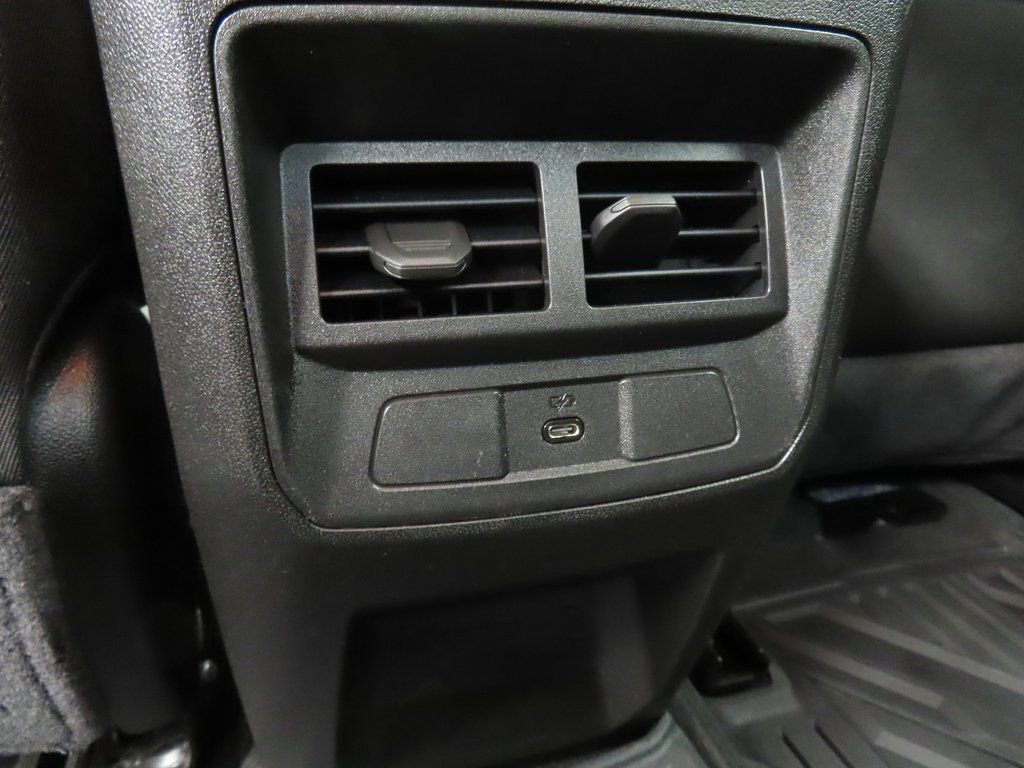 Used 2024 GMC Canyon Elevation w/ Trailering Package AWD/4WD image 11