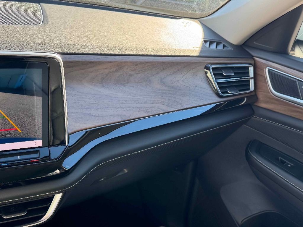 New 2026 Volkswagen Atlas SE image 18