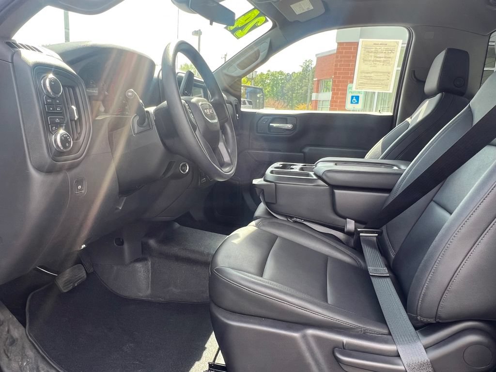 Used 2024 GMC Sierra 1500 Pro w/ Pro Value Package AWD/4WD image 5