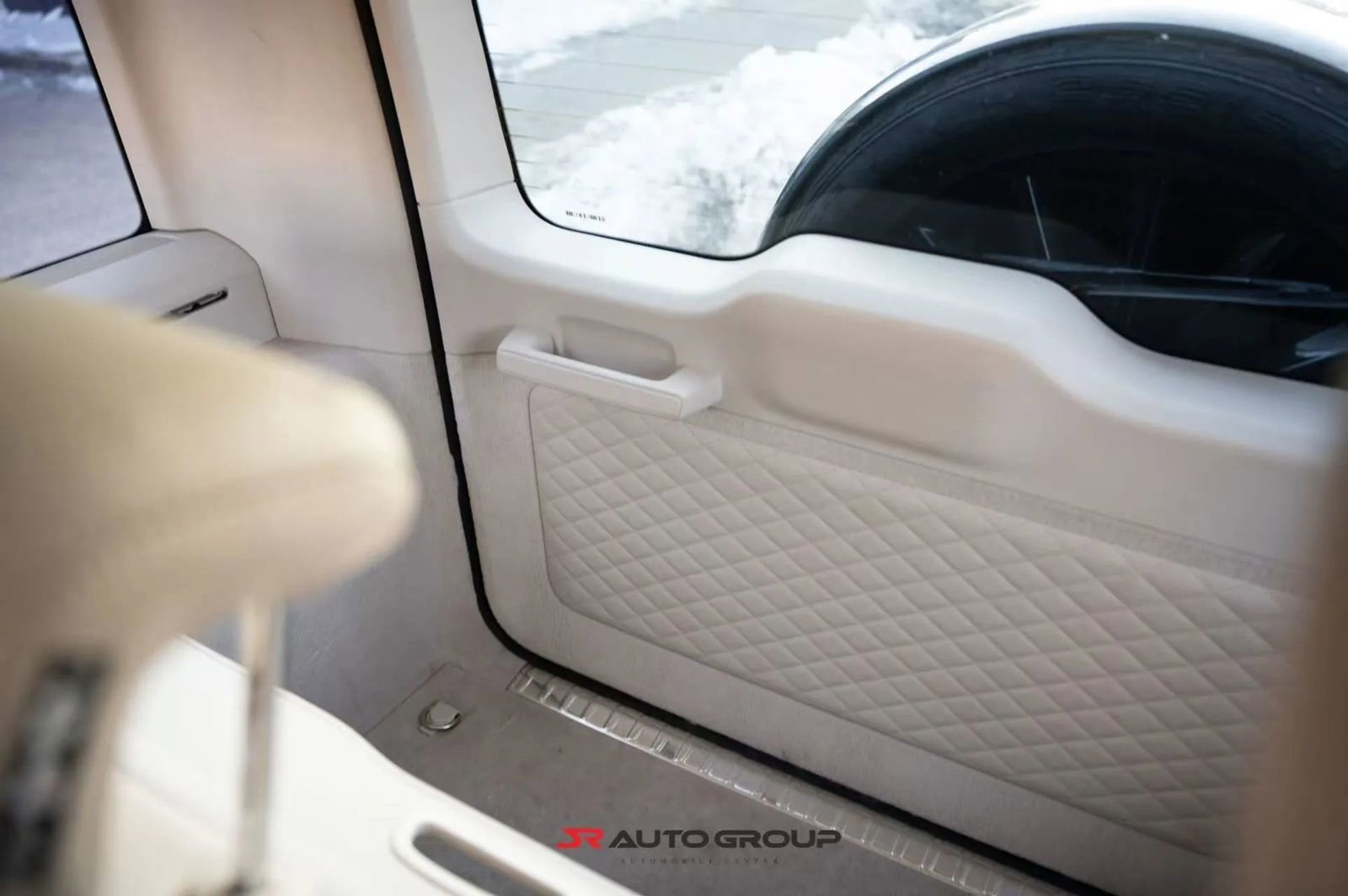 Used 2023 Mercedes-Benz G 550 image 14