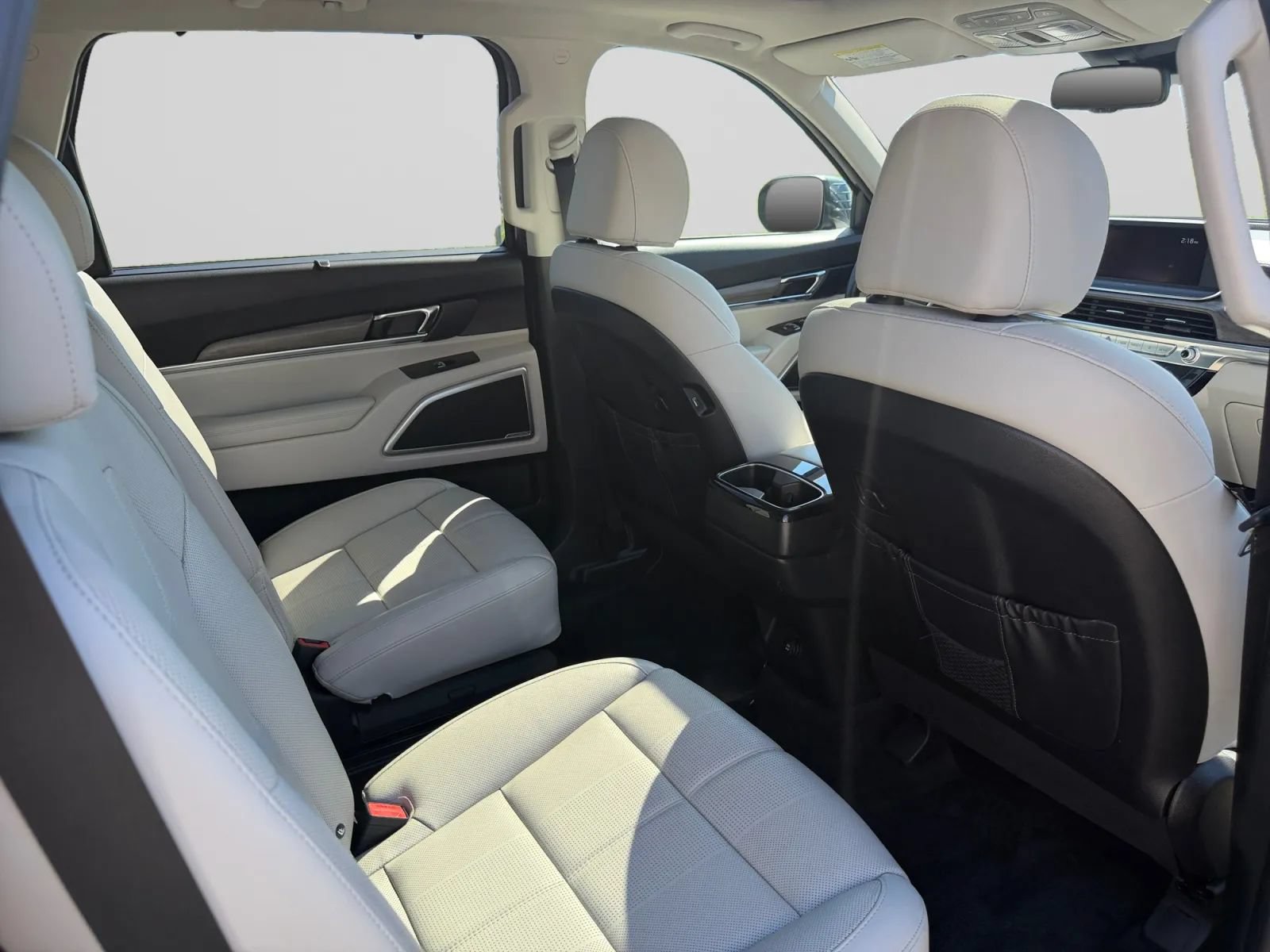Used 2021 Kia Telluride EX w/ EX Premium Package FWD image 30