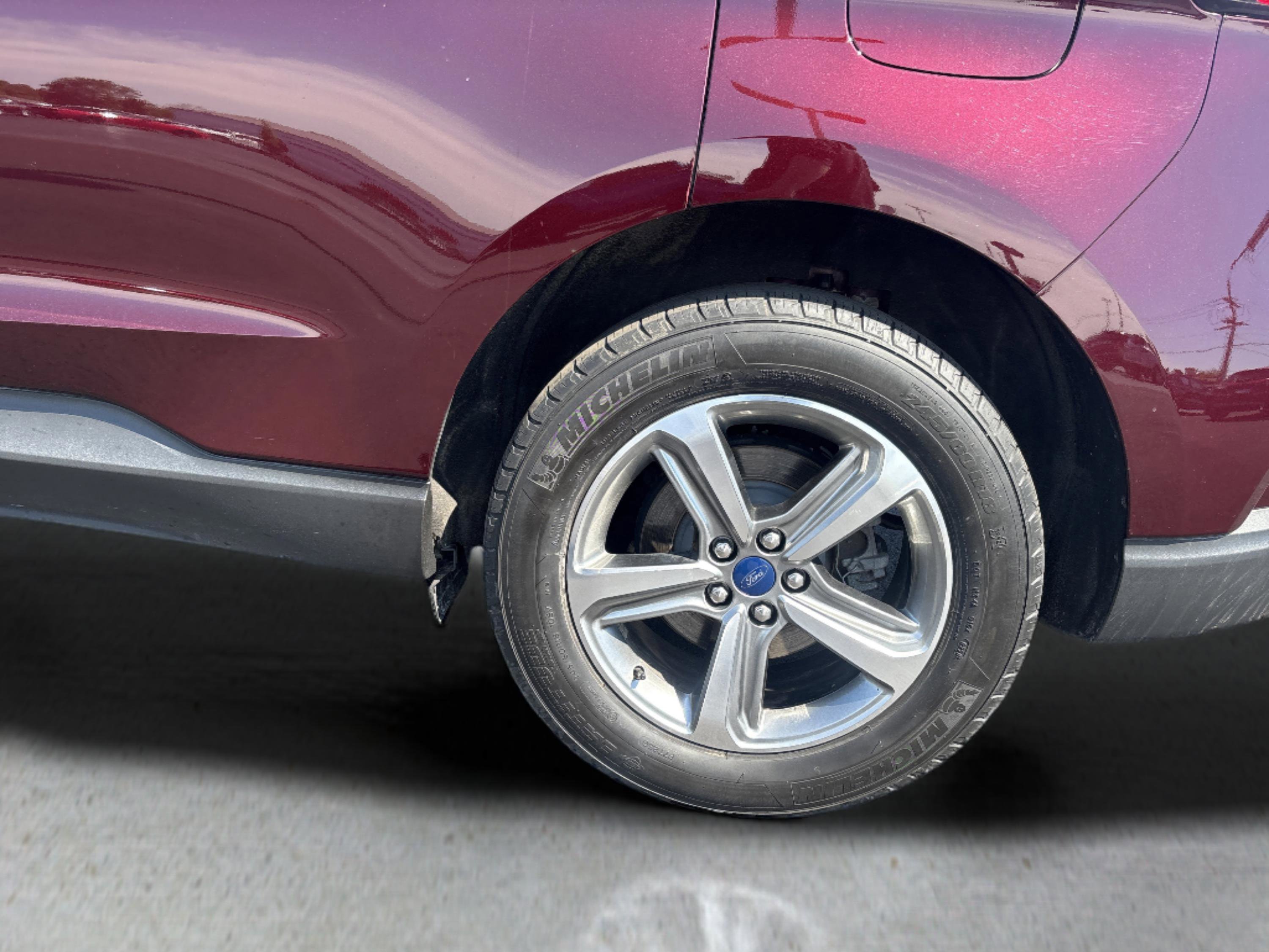 Used 2020 Ford Edge SEL w/ Convenience Package AWD/4WD image 28