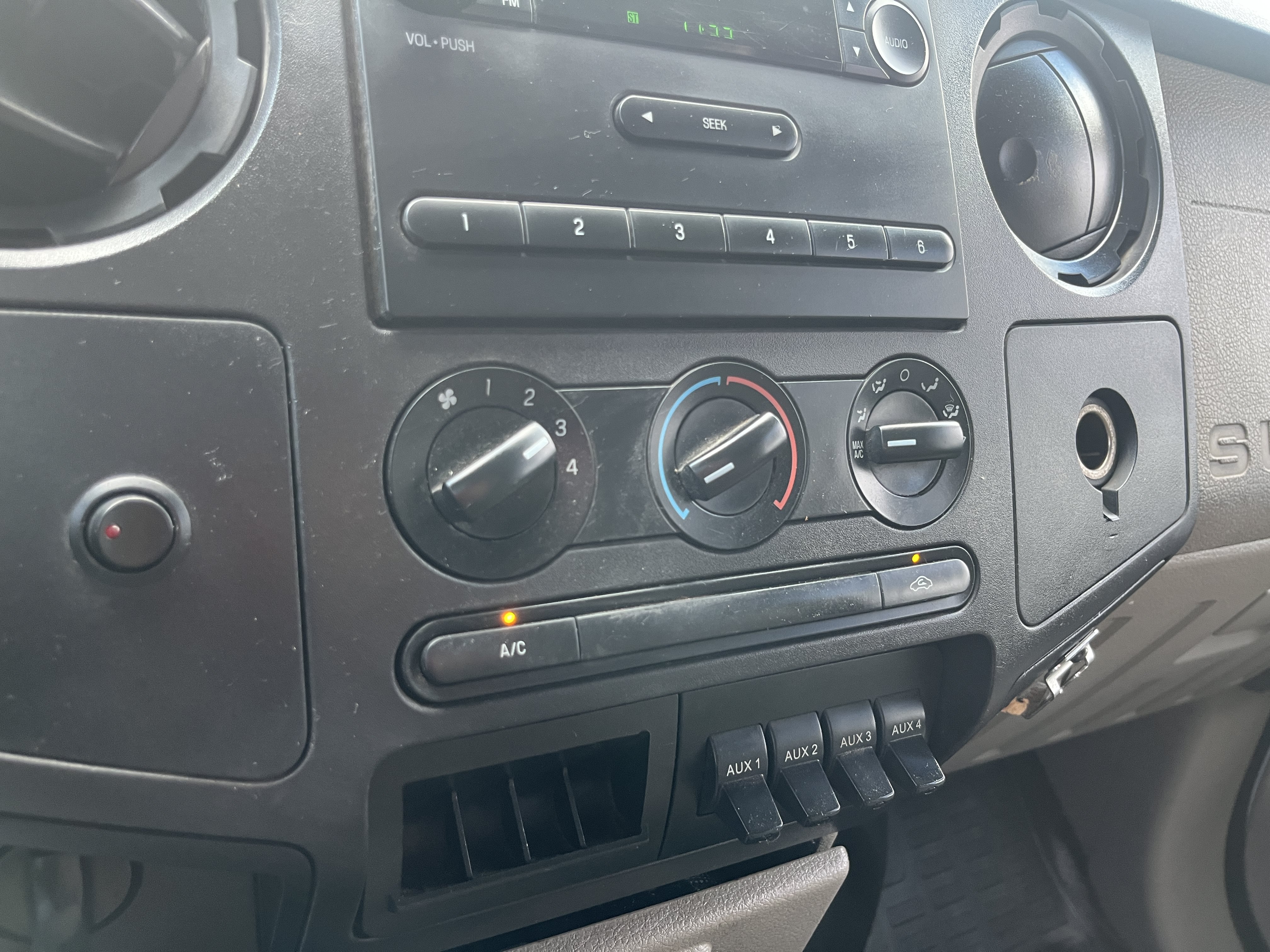 Used 2010 Ford F450 XL RWD image 19