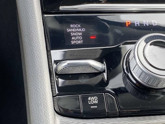 New 2024 Jeep Grand Cherokee Limited 4xe w/ Luxury Tech Group II AWD/4WD image 19