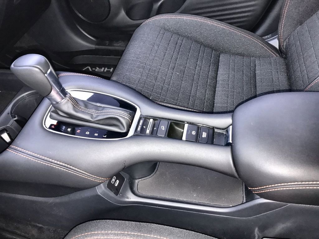 Used 2025 Honda HR-V Sport image 20