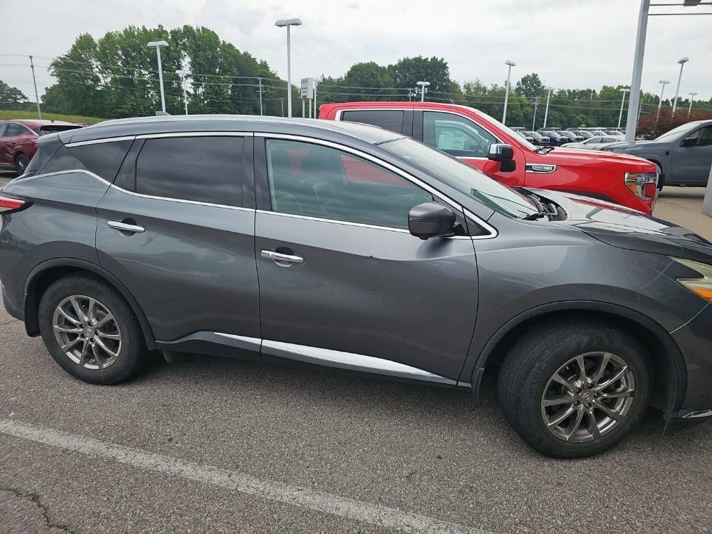 Used 2017 Nissan Murano SL FWD image 2