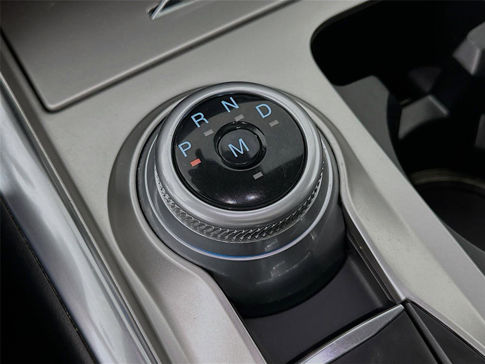 Used 2020 Ford Explorer Limited image 15