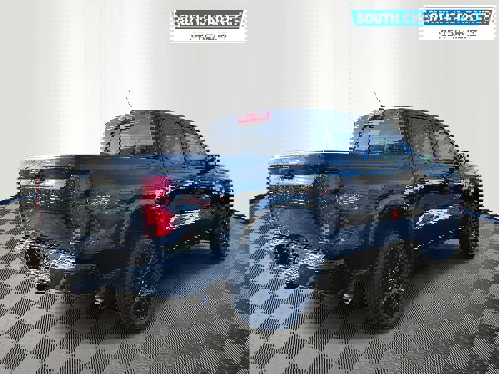 Used 2025 Chevrolet Colorado Z71 w/ Technology Package image 5