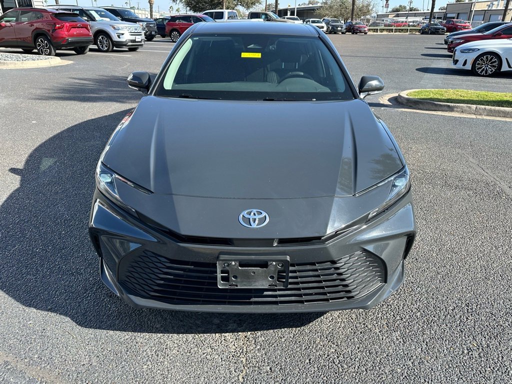 Used 2025 Toyota Camry LE w/ Convenience Package image 8