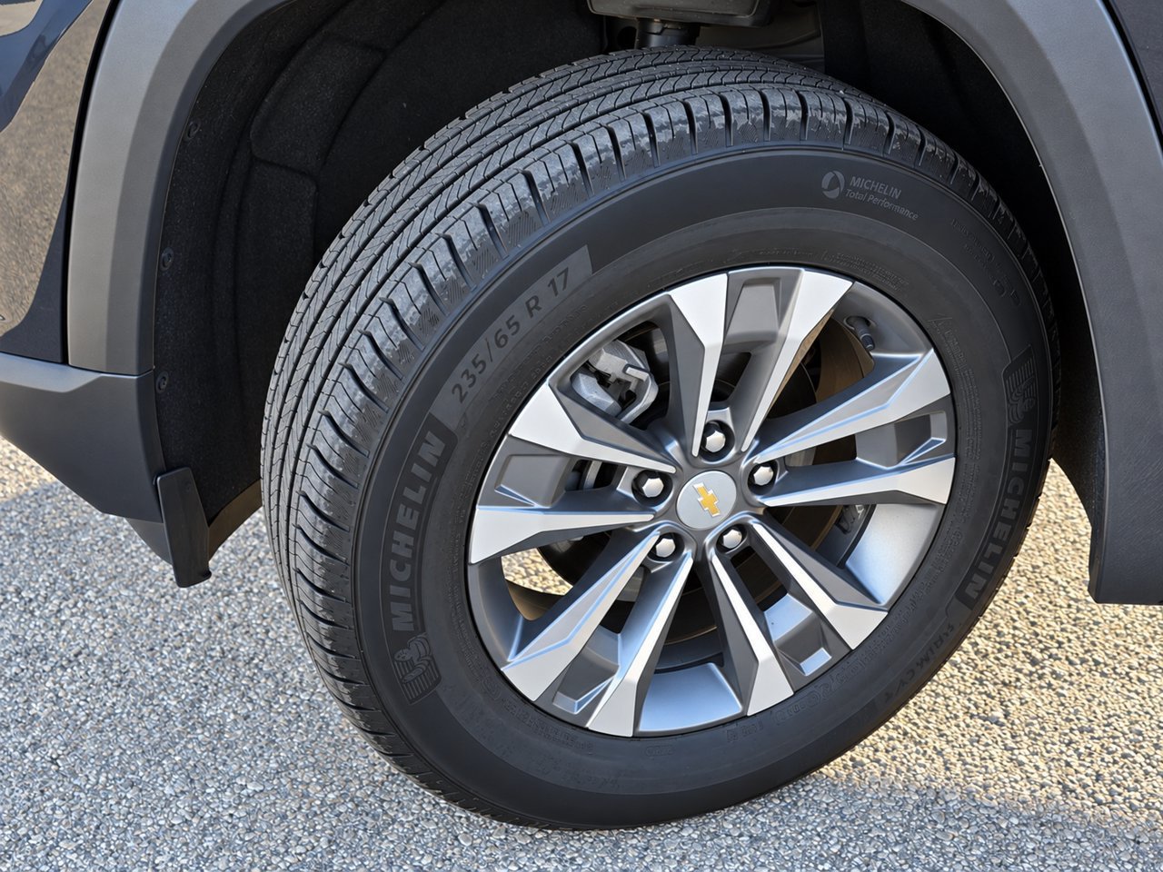 Certified 2026 Chevrolet Equinox LT w/ Convenience Package II AWD/4WD image 11