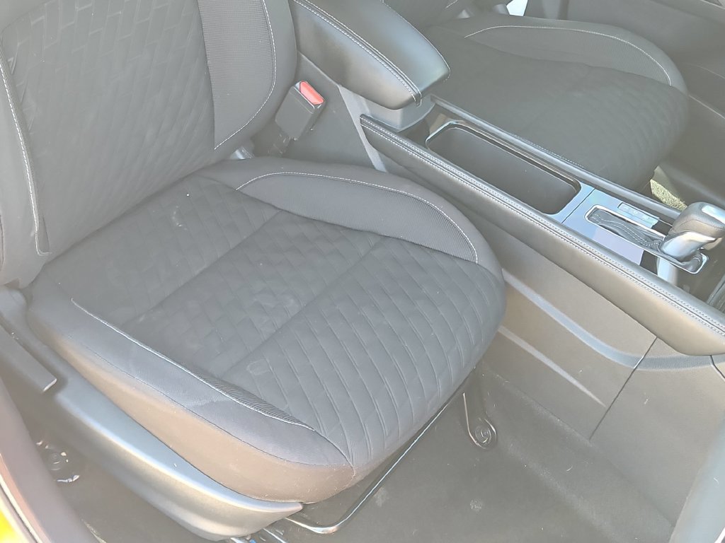 Used 2021 Nissan Kicks SV FWD image 33