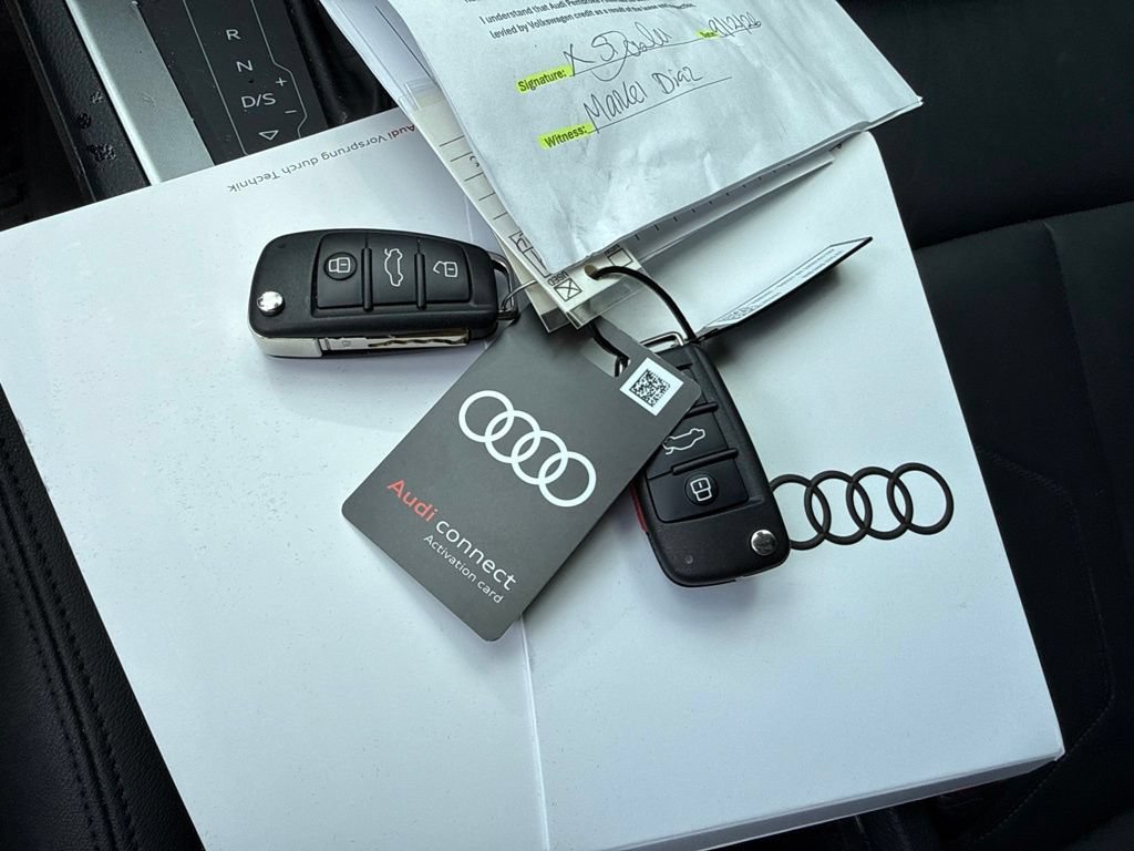 Used 2024 Audi Q3 2.0T Premium w/ Convenience Package AWD/4WD image 12