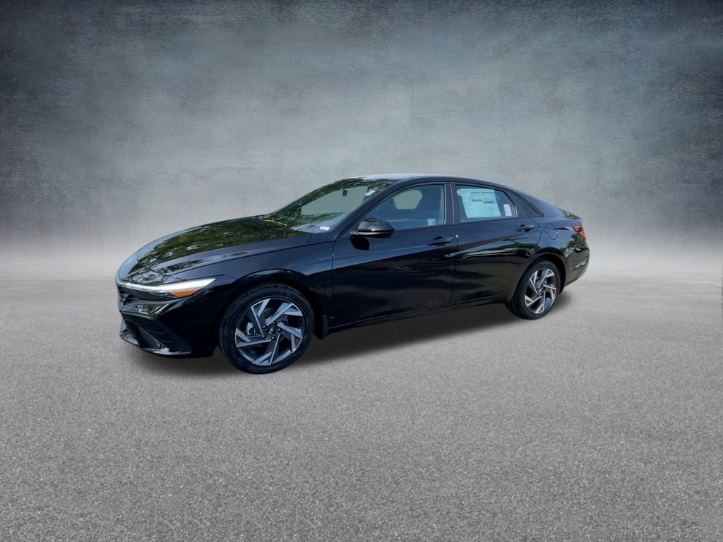 Used 2025 Hyundai Elantra Sport image 10