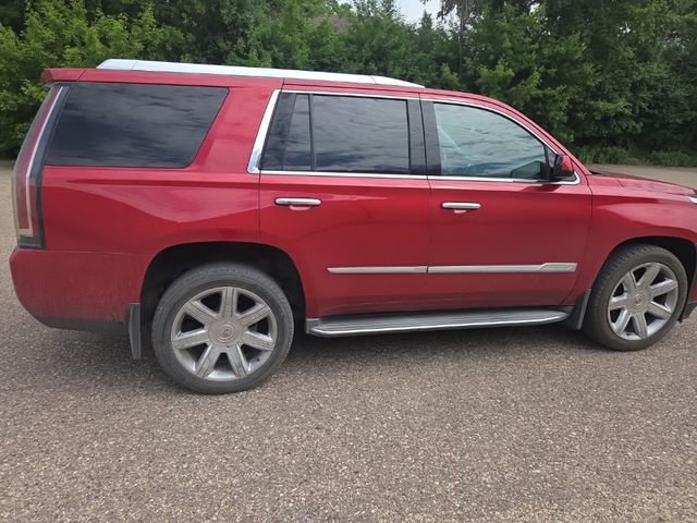 Used 2015 Cadillac Escalade Luxury AWD/4WD image 13