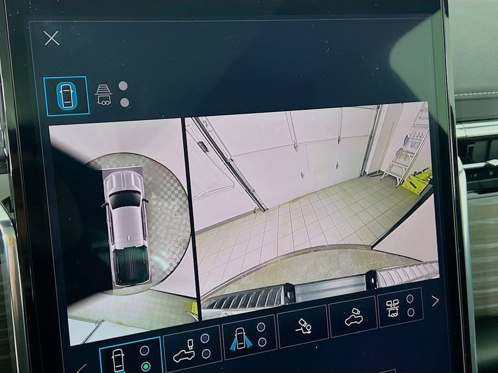 Certified 2025 GMC Sierra EV Denali image 13