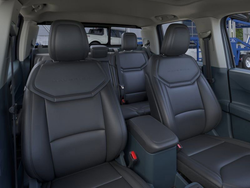 New 2026 Ford Maverick Lariat w/ Black Appearance Package image 8