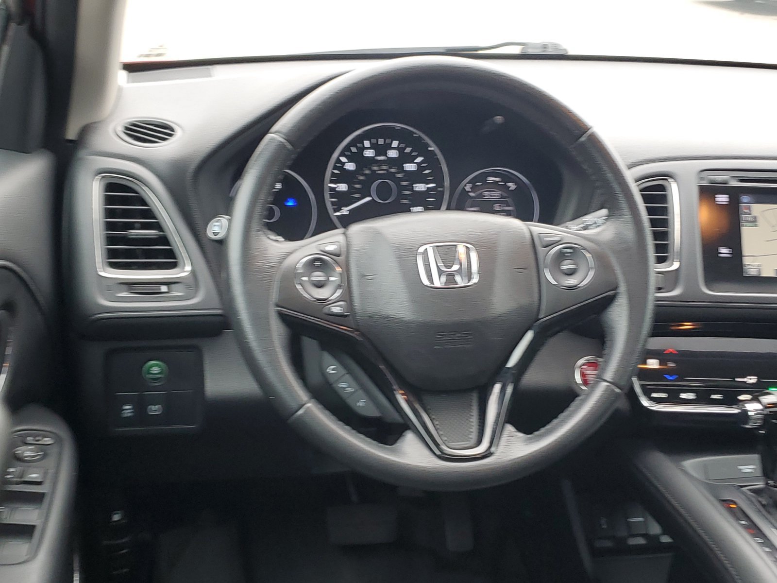 Used 2016 Honda HR-V EX-L image 12