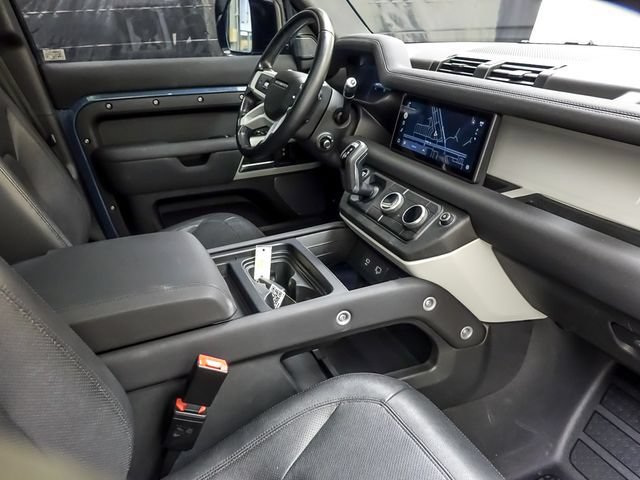 Used 2022 Land Rover Defender 110 SE AWD/4WD image 29