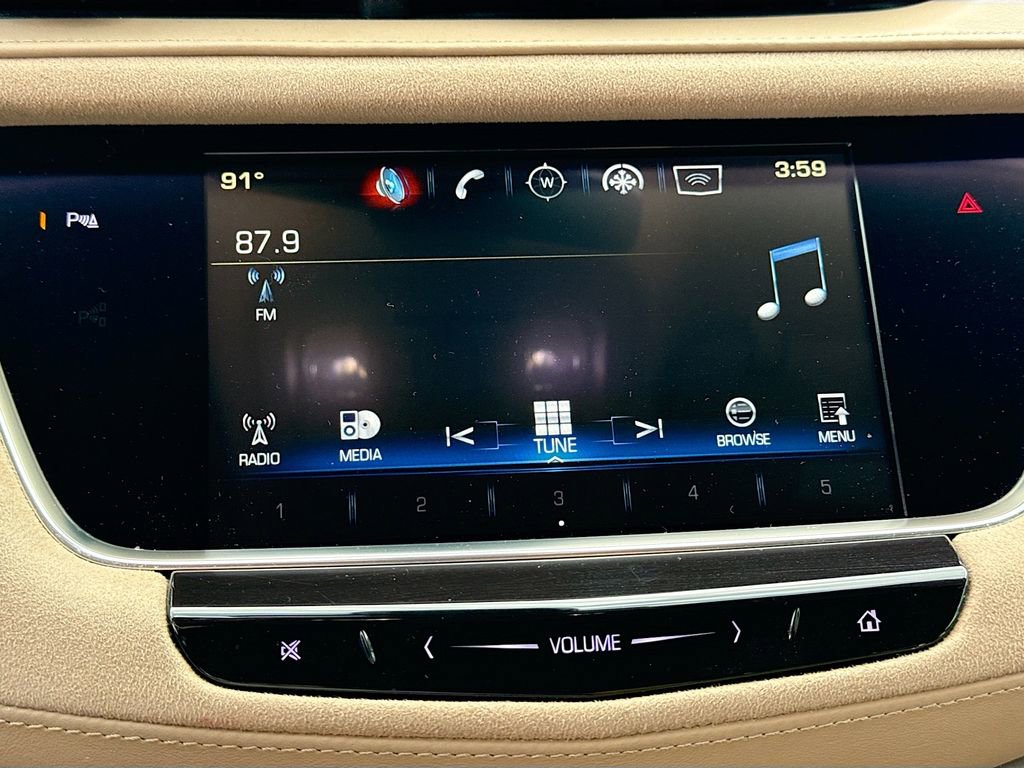 Used 2018 Cadillac XT5 Platinum AWD/4WD image 30