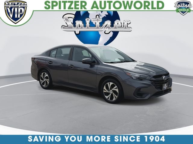 Used 2023 Subaru Legacy Premium image 3