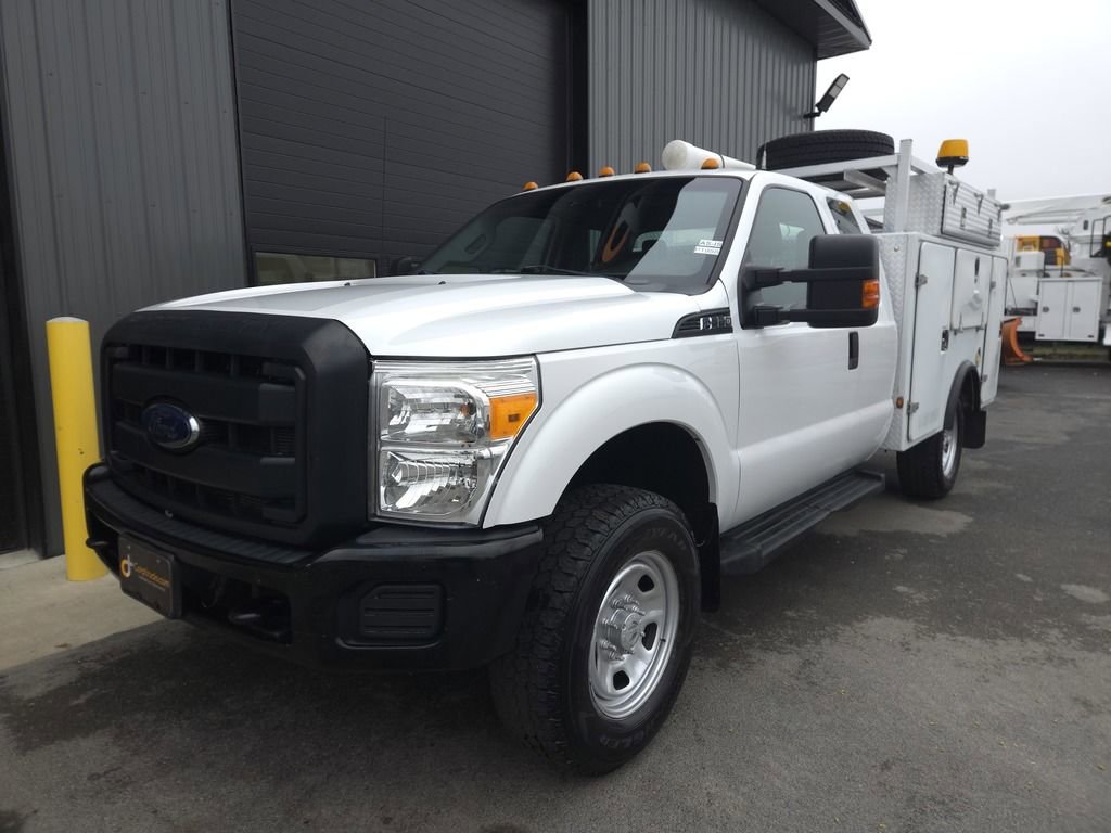 Used 2013 Ford F350 XL w/ PWR Equipment Group AWD/4WD image 2