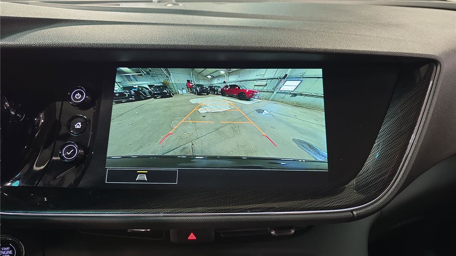 Used 2023 Buick Envision Essence image 22