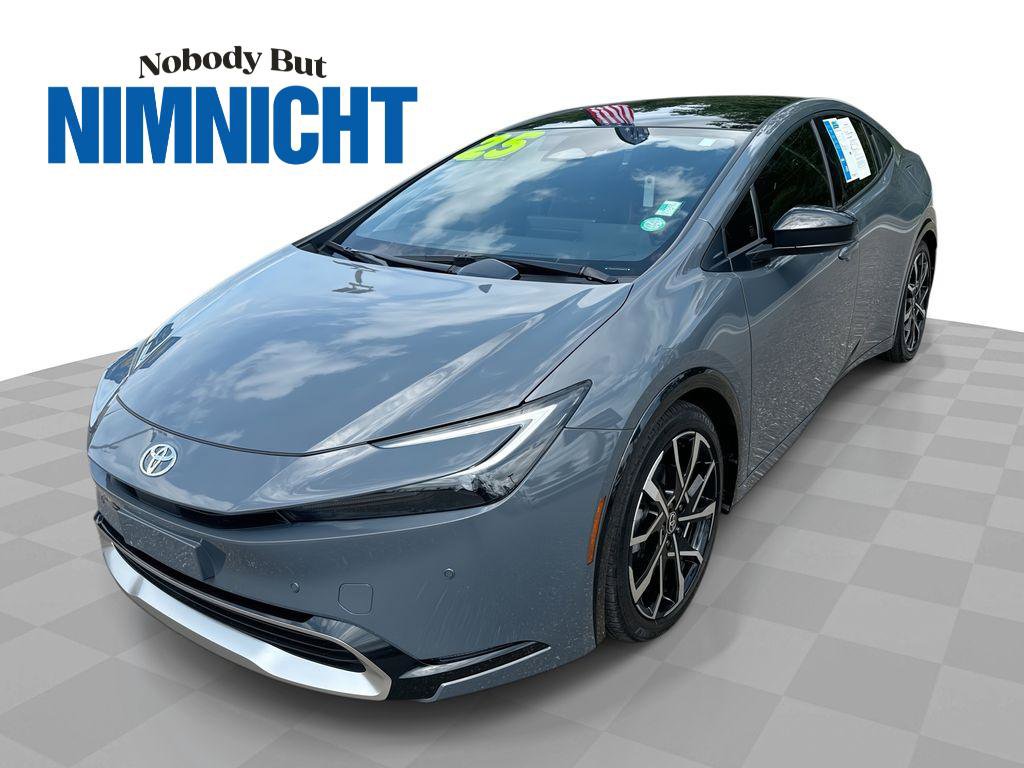 Used 2025 Toyota Prius Plug-In Hybrid FWD image 1