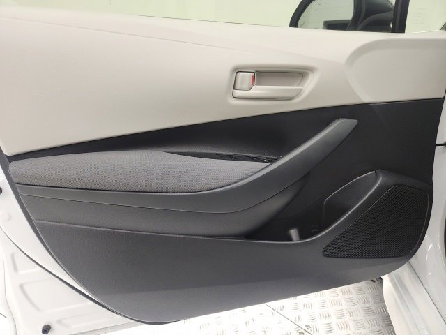 Used 2026 Toyota Corolla LE image 11