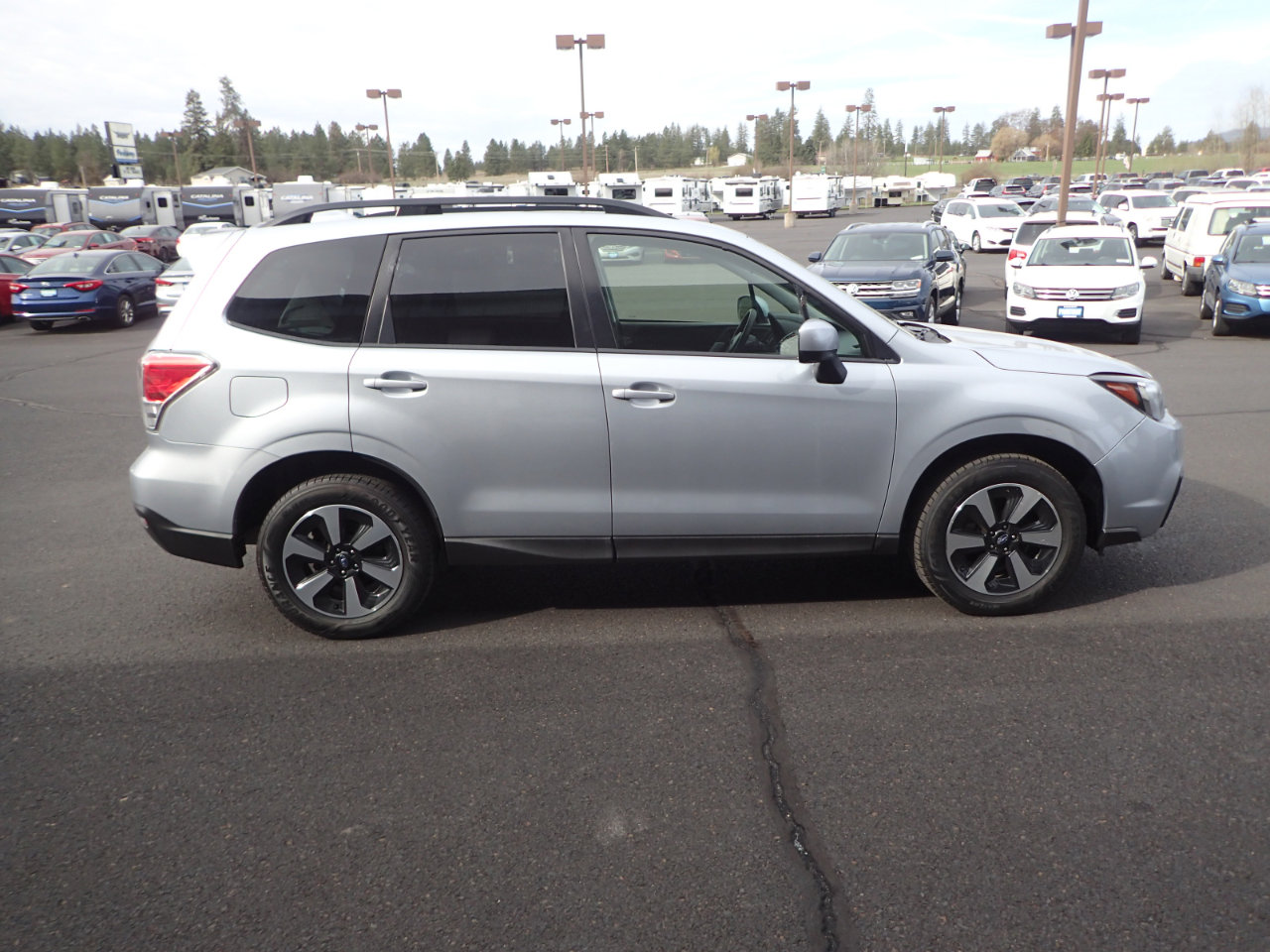 Used 2017 Subaru Forester 2.5i Premium image 6