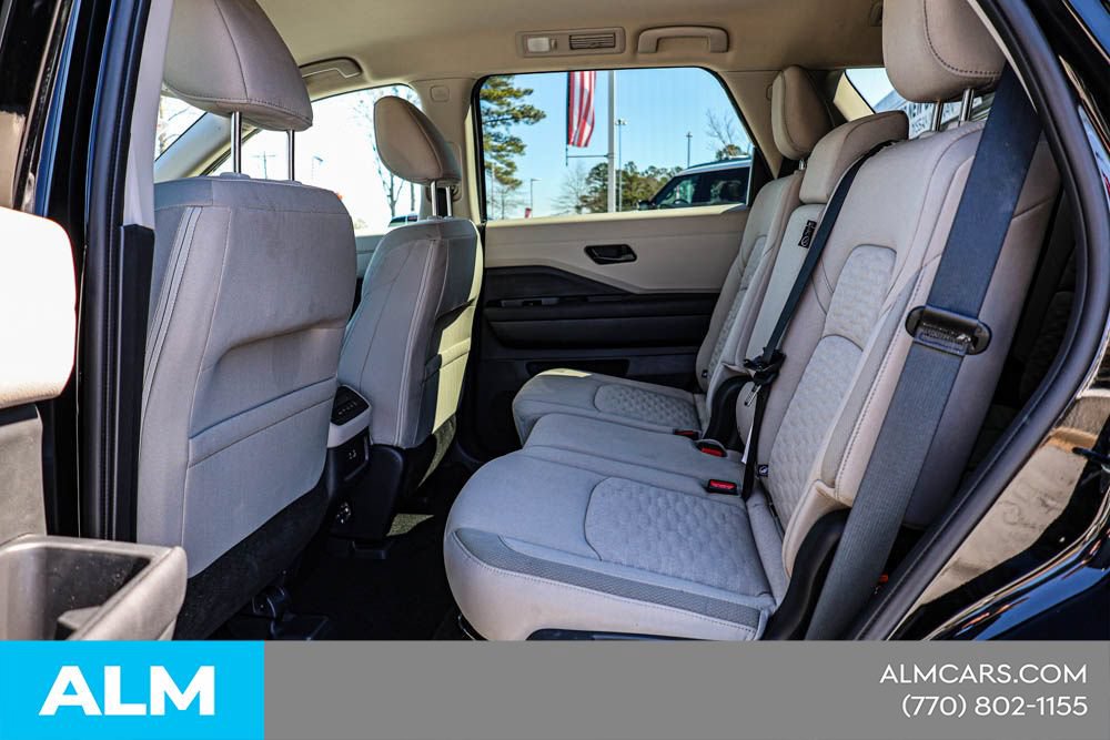 Used 2024 Nissan Pathfinder SV FWD image 20