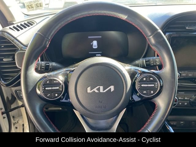 Used 2023 Kia Soul GT-Line w/ GT-Line Technology Package FWD image 12