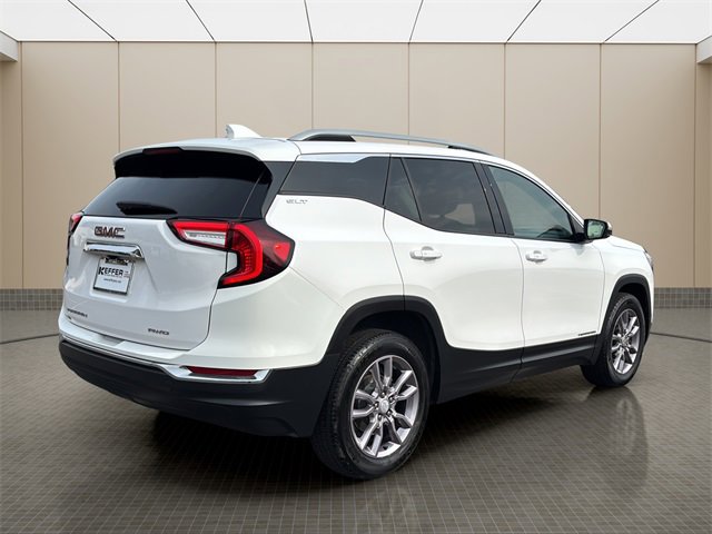 Used 2023 GMC Terrain SLT image 5