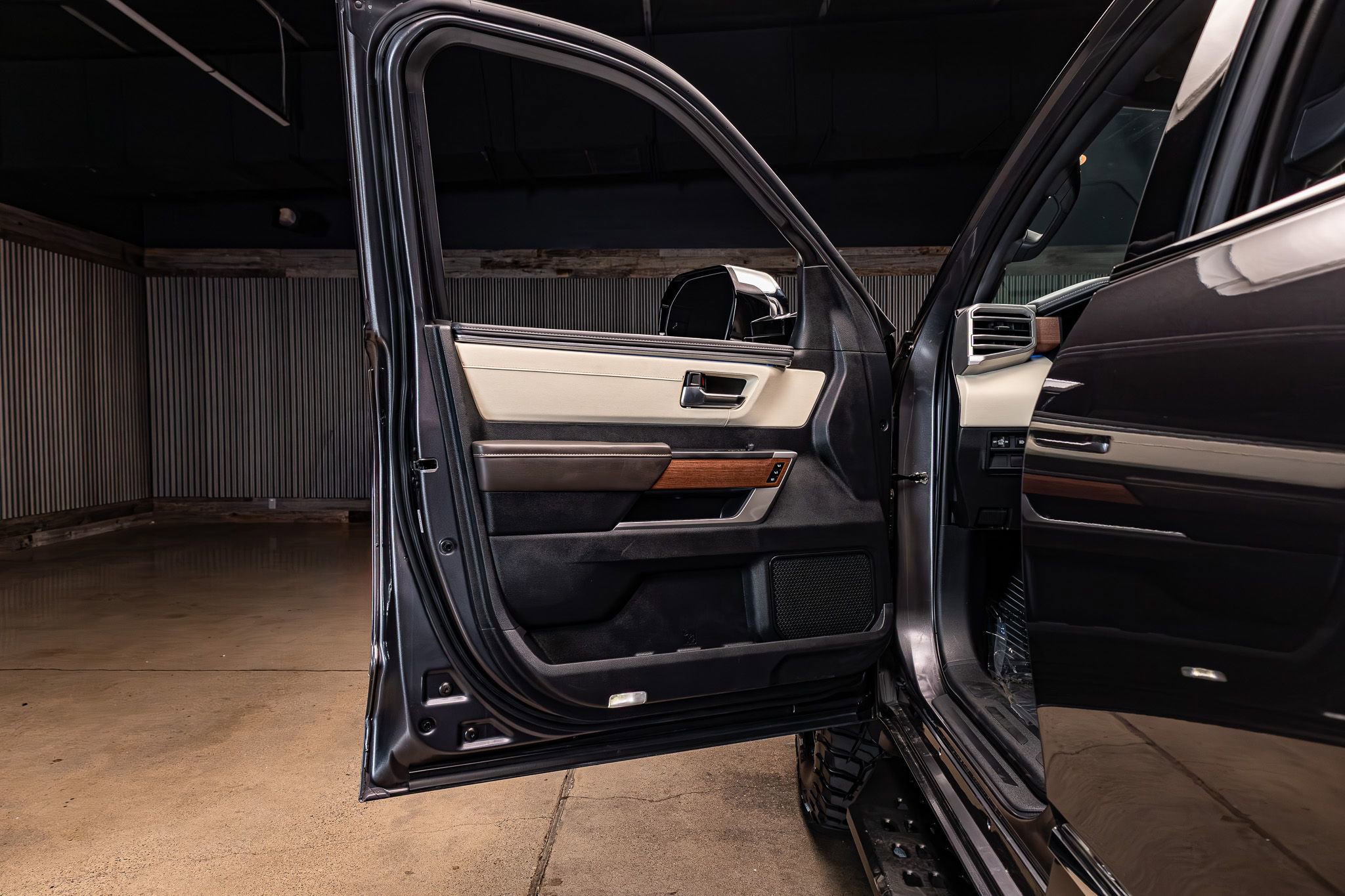 Used 2022 Toyota Tundra 1794 Edition w/ TRD Off-Road Package image 27