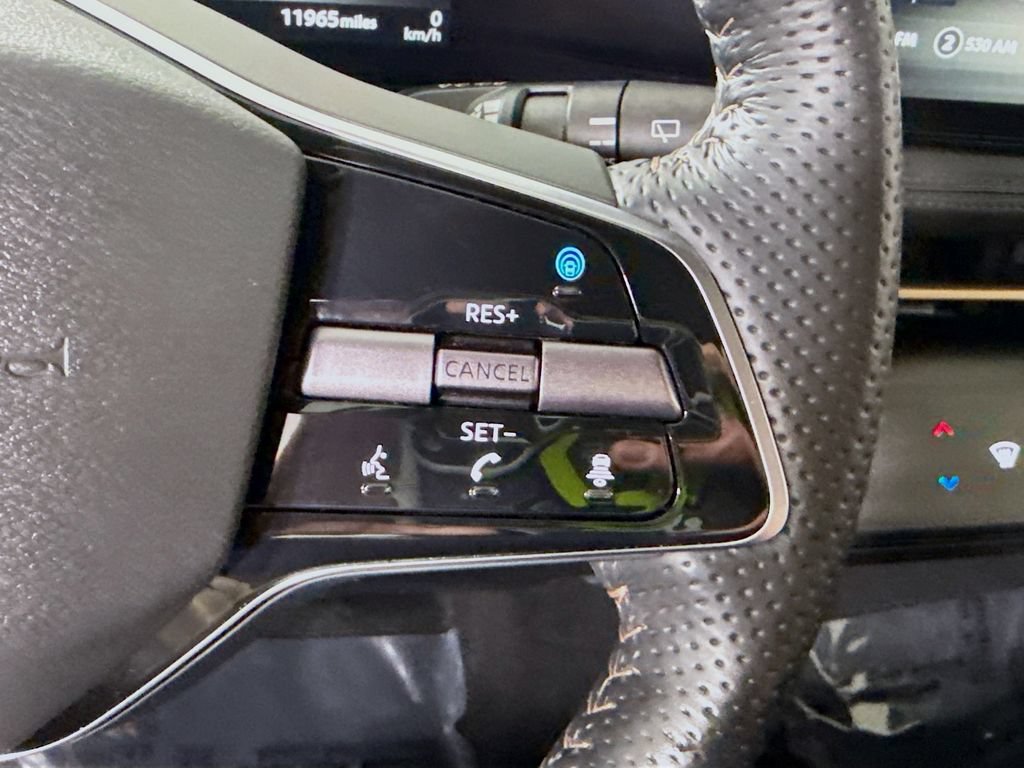 Used 2023 Nissan Ariya AWD image 22