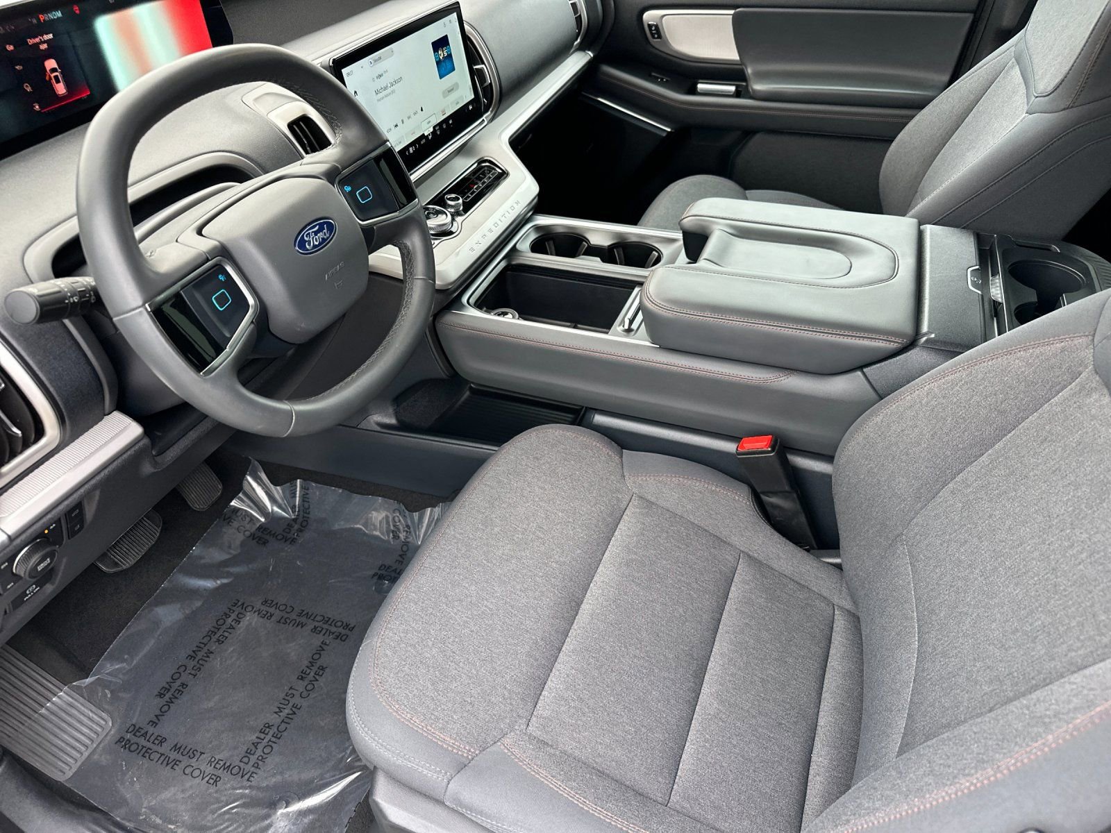 Used 2025 Ford Expedition Active AWD/4WD image 11