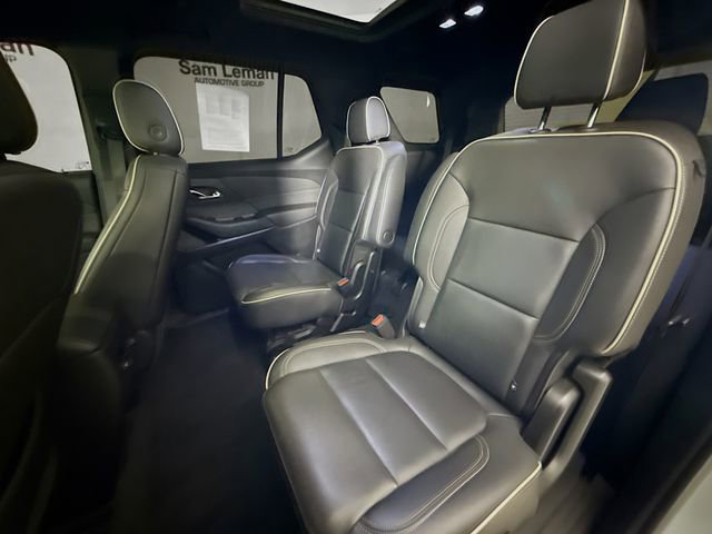 Used 2023 Chevrolet Traverse Premier image 28