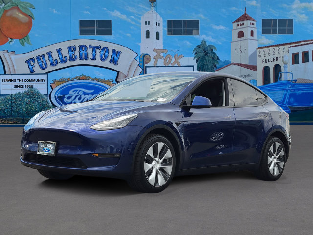 Used 2022 Tesla Model Y Long Range AWD/4WD image 2