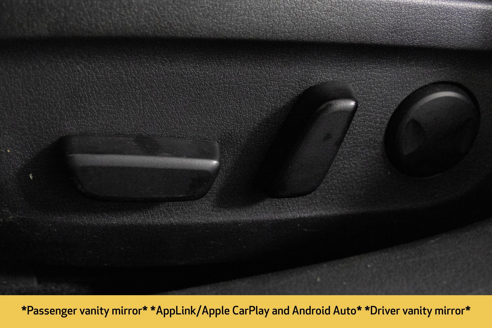 Used 2023 MAZDA MAZDA3 s image 22