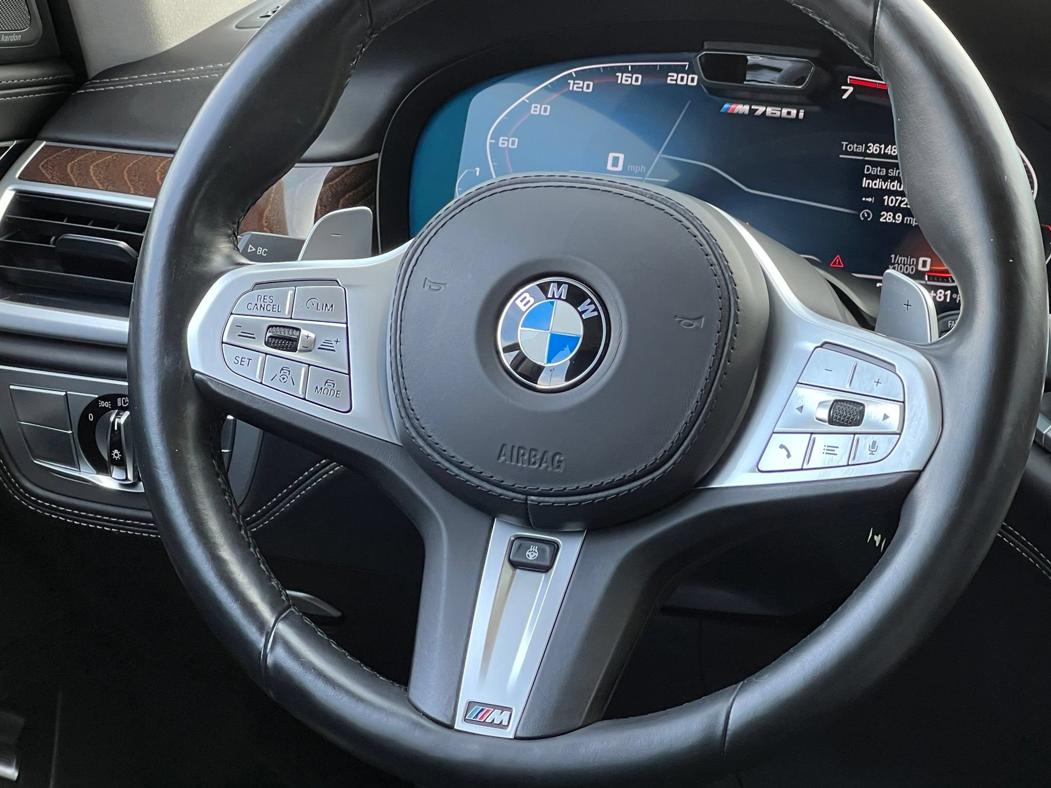 Used 2021 BMW M760i xDrive AWD/4WD image 29