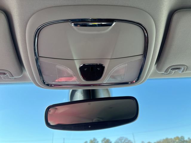 Used 2019 Jeep Cherokee Limited image 30