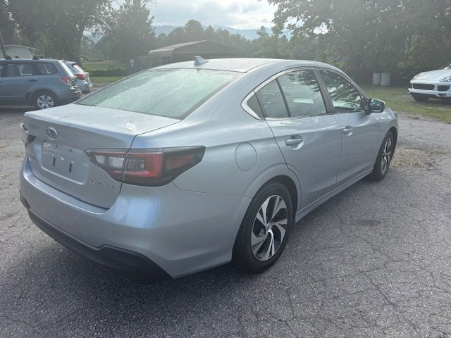 Used 2022 Subaru Legacy Premium image 5