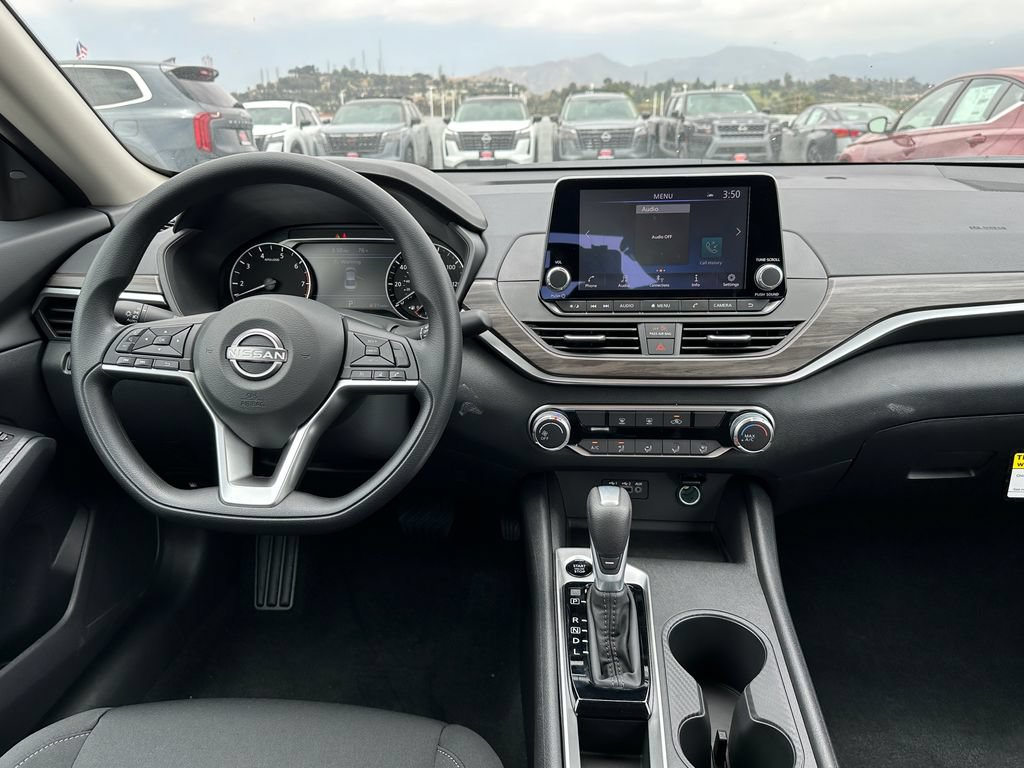 New 2026 Nissan Altima 2.5 SV FWD image 20