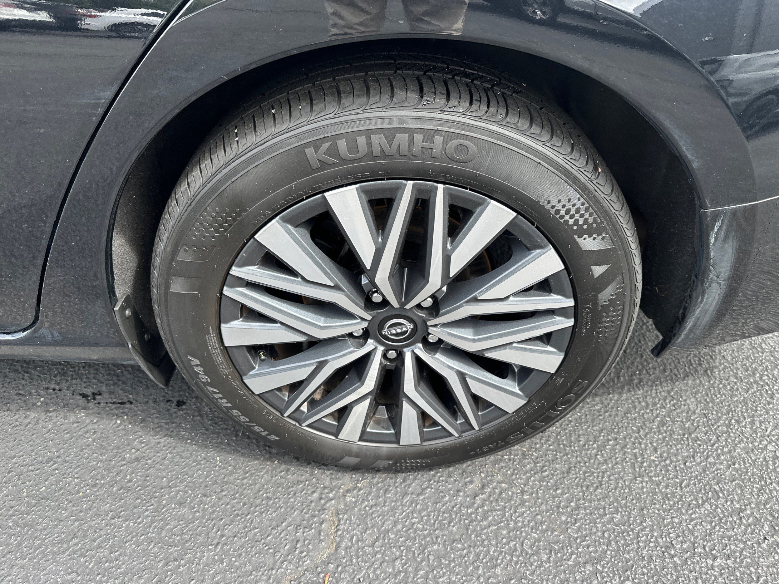 Used 2024 Nissan Altima 2.5 SV FWD image 27