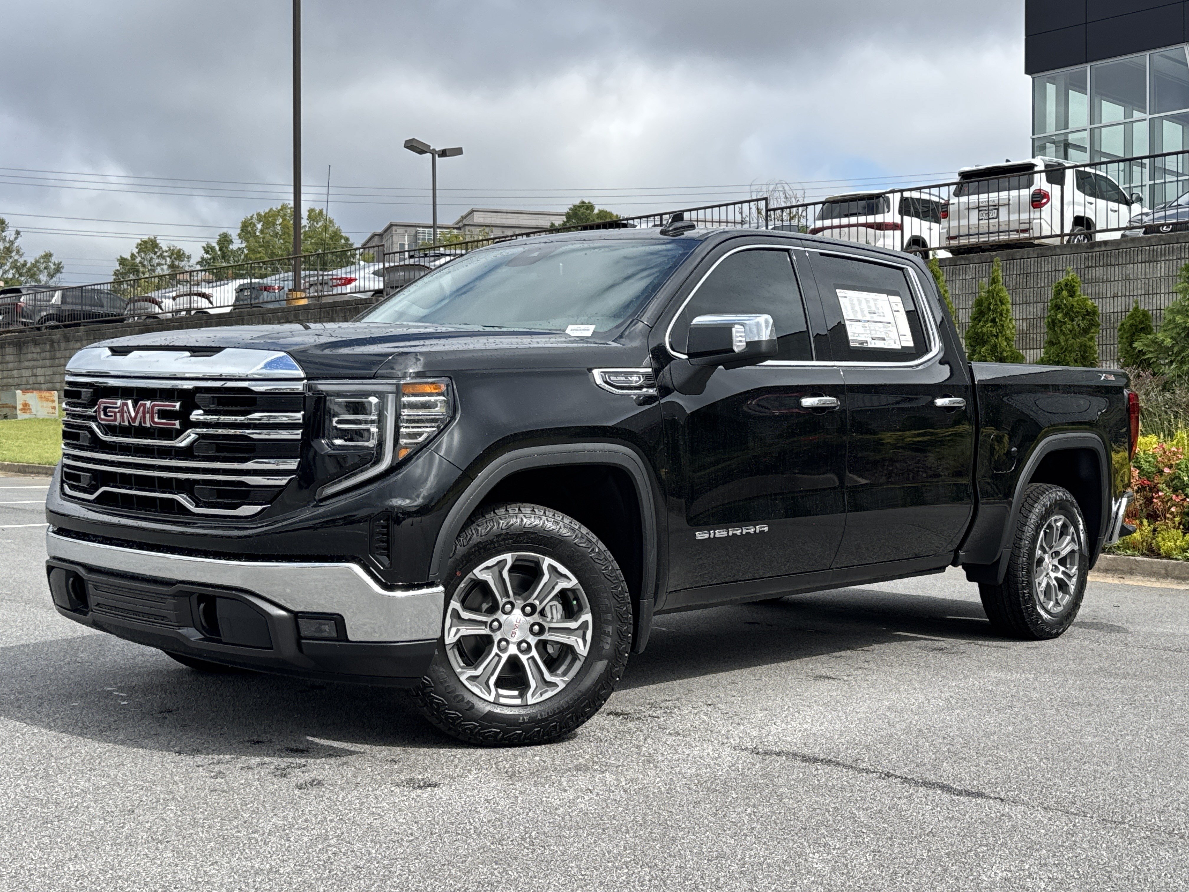 New 2026 GMC Sierra 1500 SLT w/ X31 Off-Road Package AWD/4WD image 5