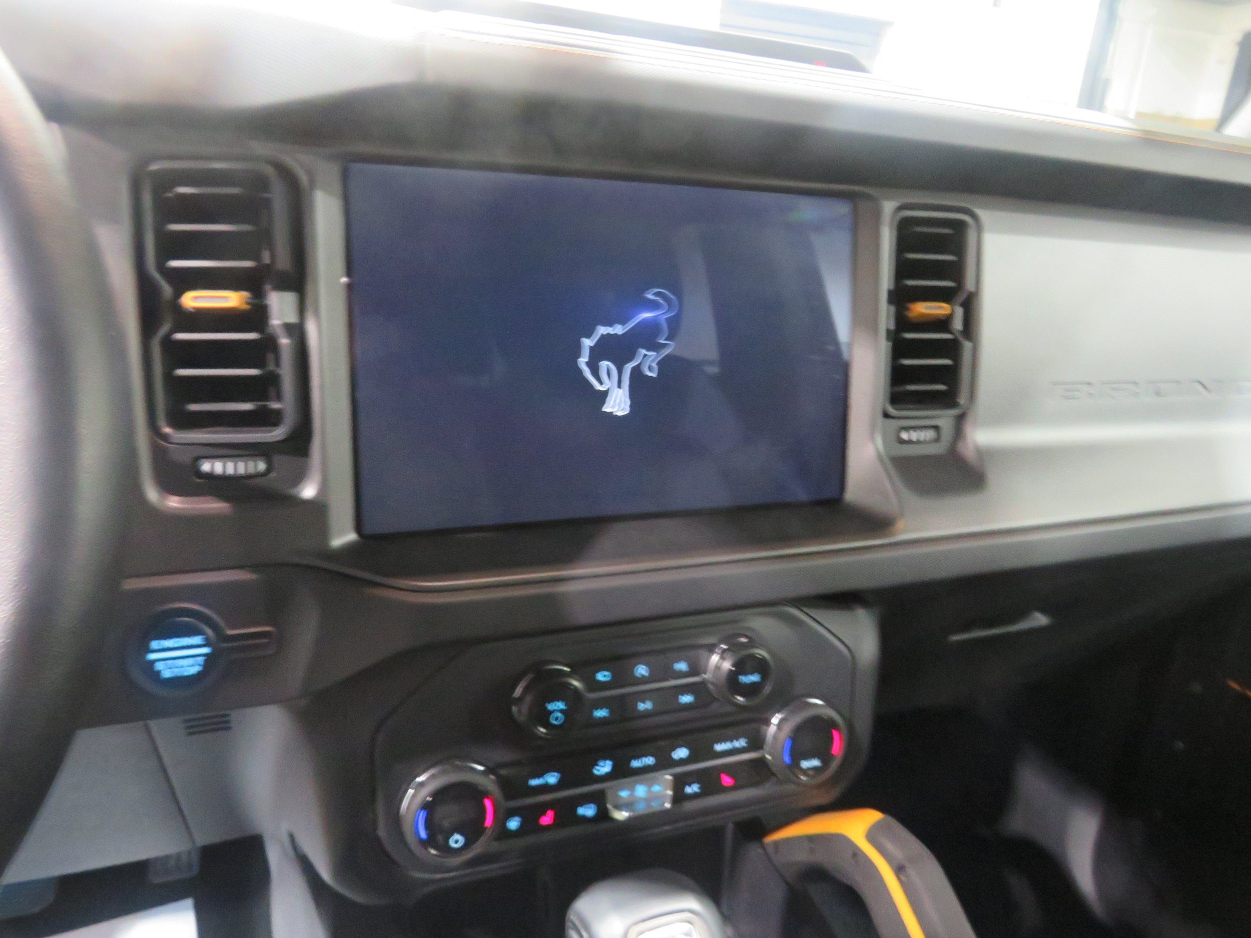 Used 2024 Ford Bronco Badlands AWD/4WD image 11