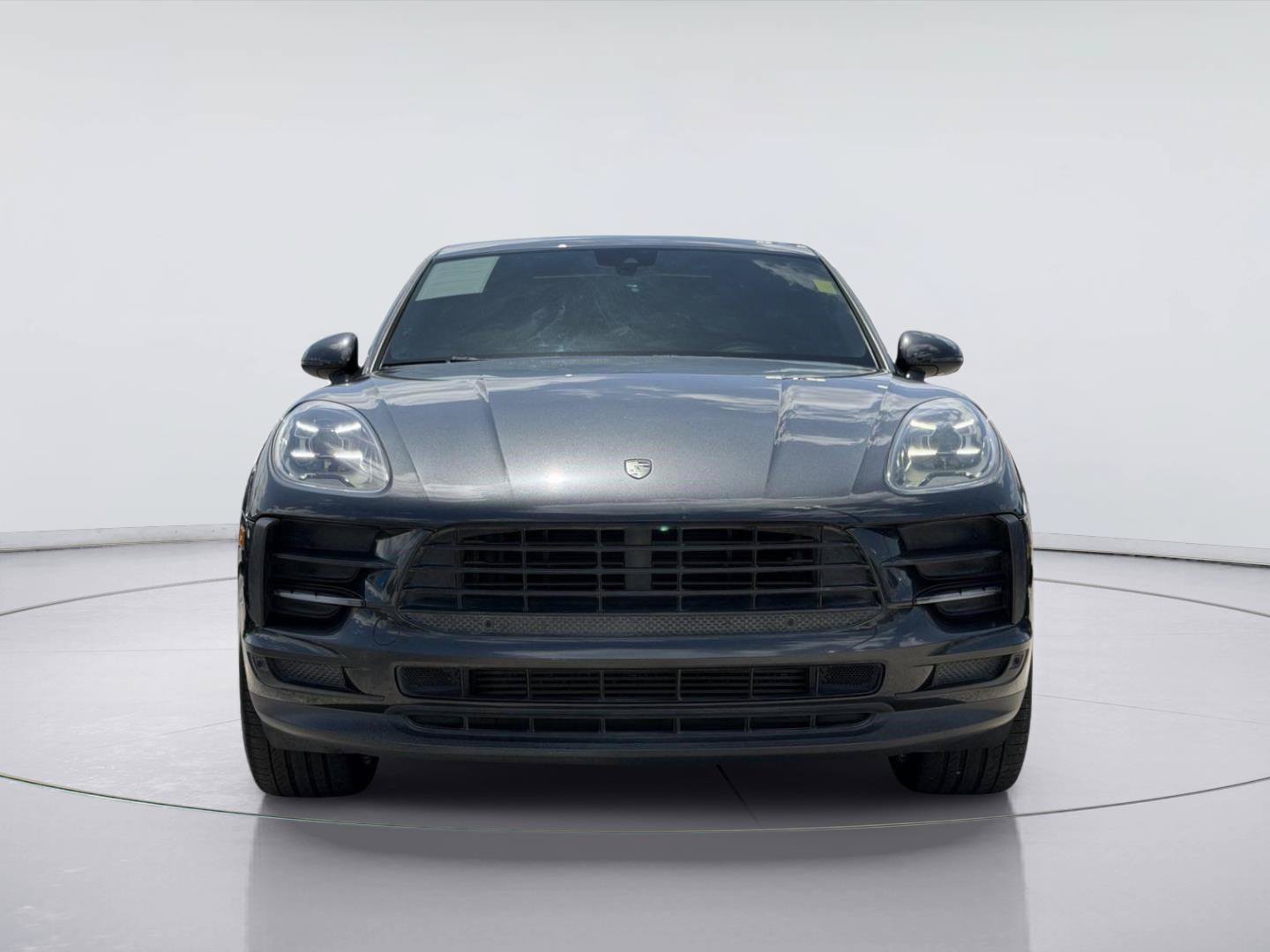 Used 2019 Porsche Macan AWD/4WD image 3