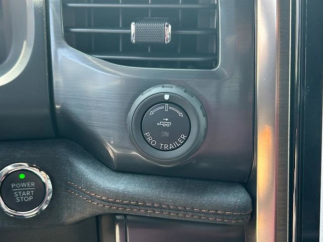 New 2025 Ford F150 Lightning Lariat image 17