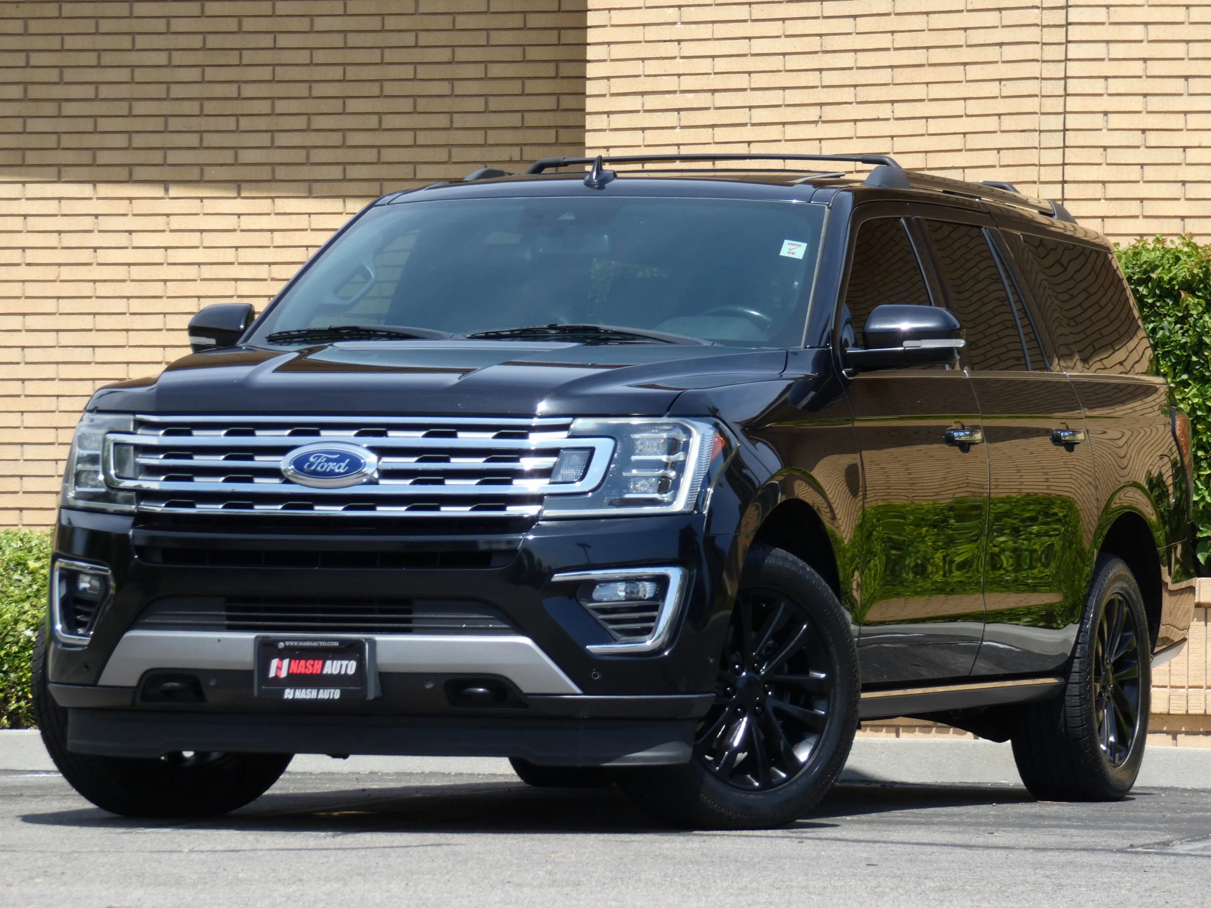 Used 2019 Ford Expedition Max Limited w/ Equipment Group 301A image 4